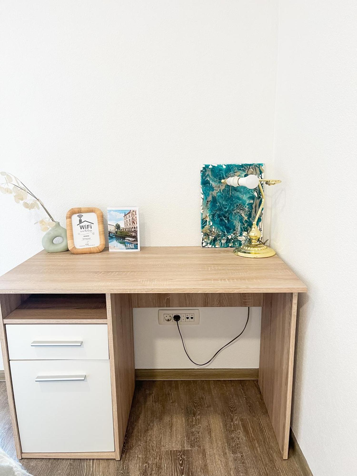 Anita'S Studio Apartments Любляна Экстерьер фото