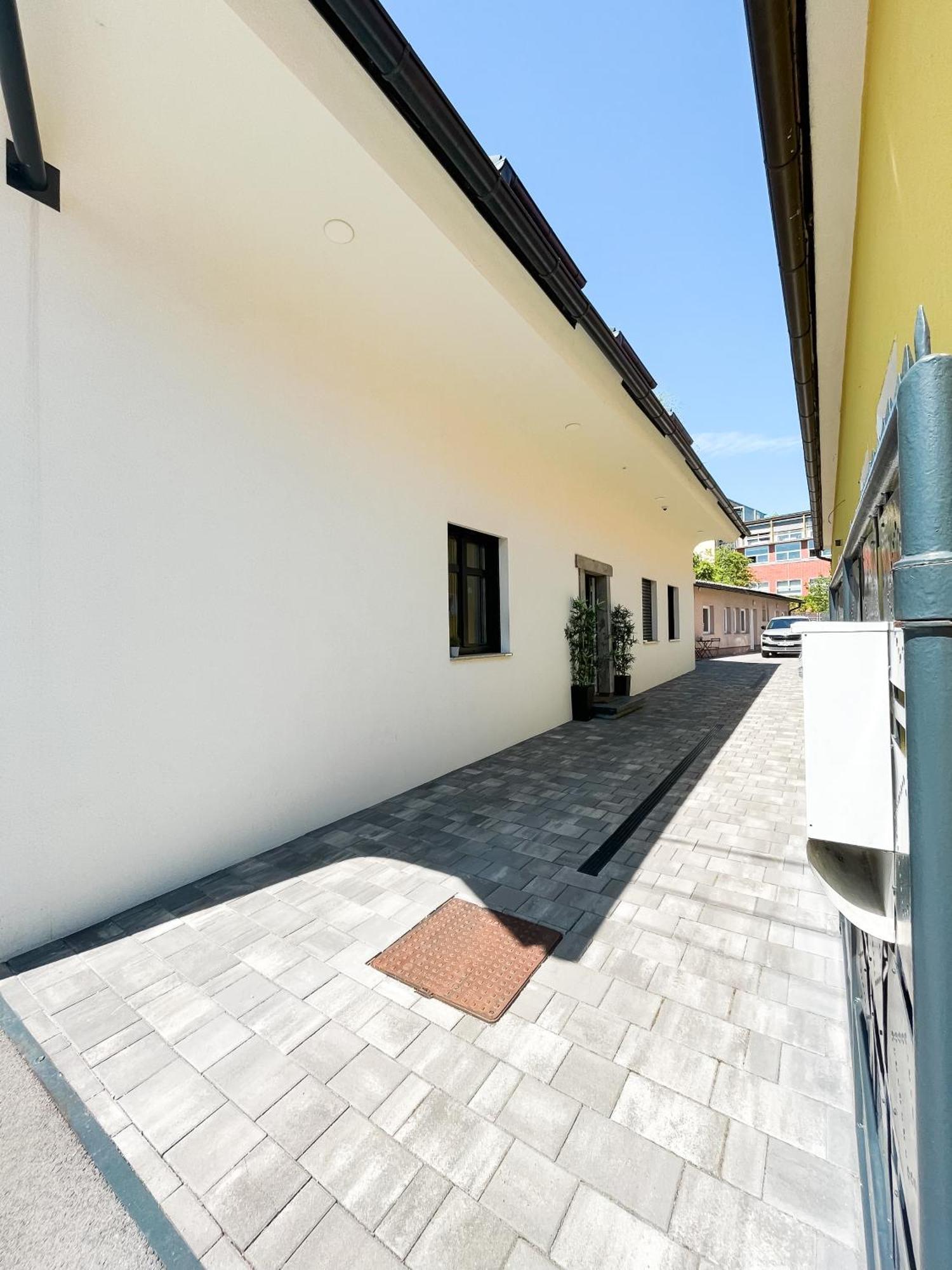 Anita'S Studio Apartments Любляна Экстерьер фото