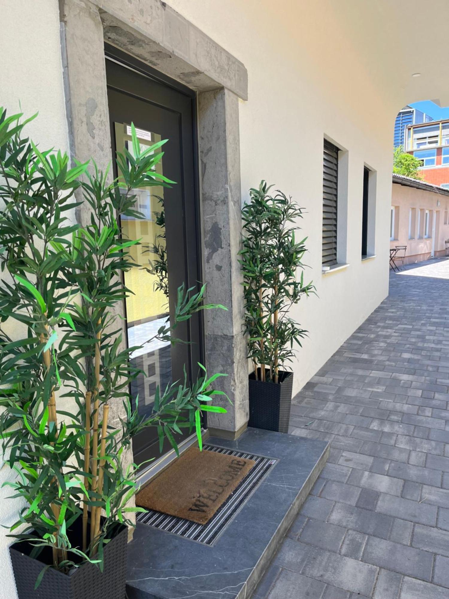 Anita'S Studio Apartments Любляна Экстерьер фото